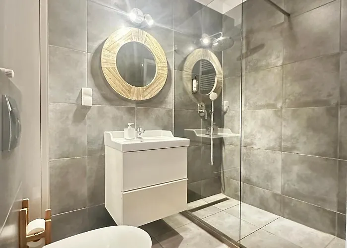 Momoapart - Slowianski Skwer * Vratislav